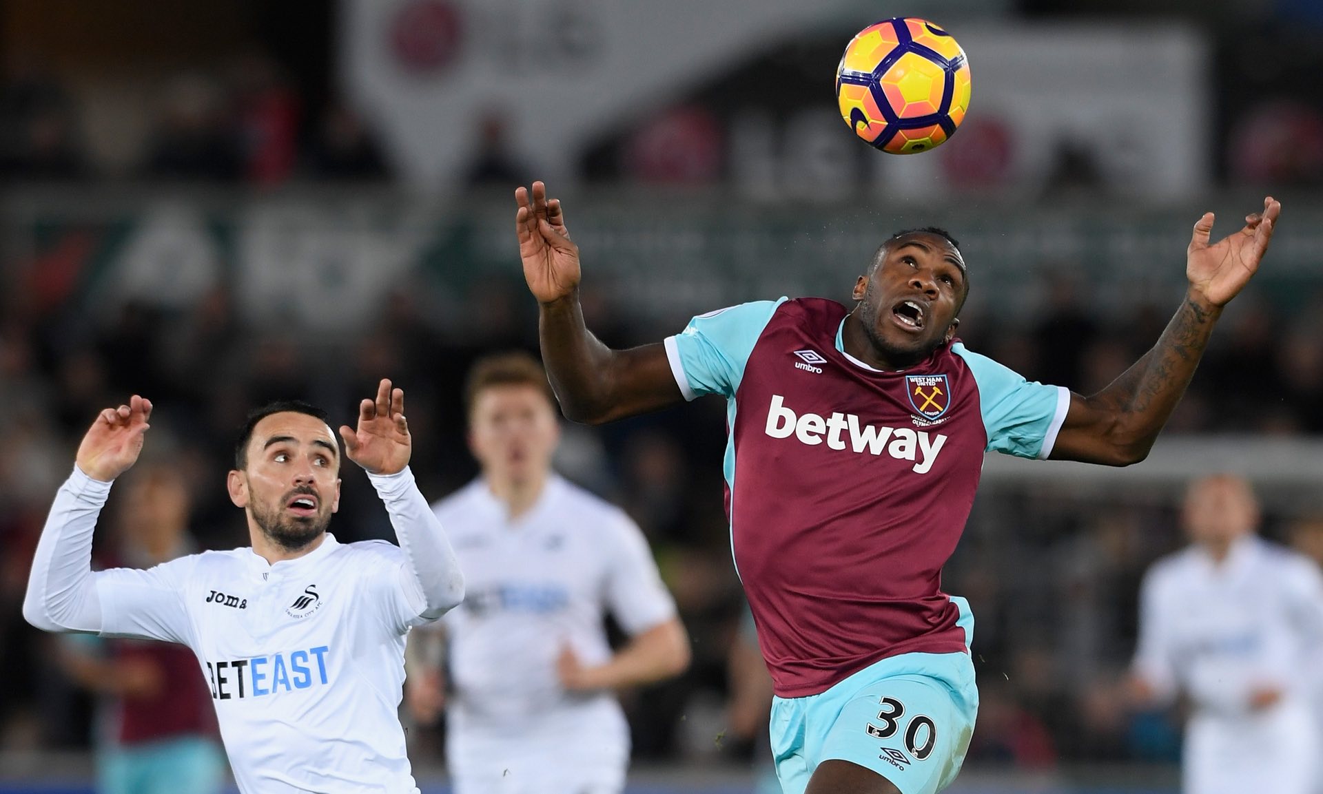 在熙熙攘攘 在熙熙攘攘